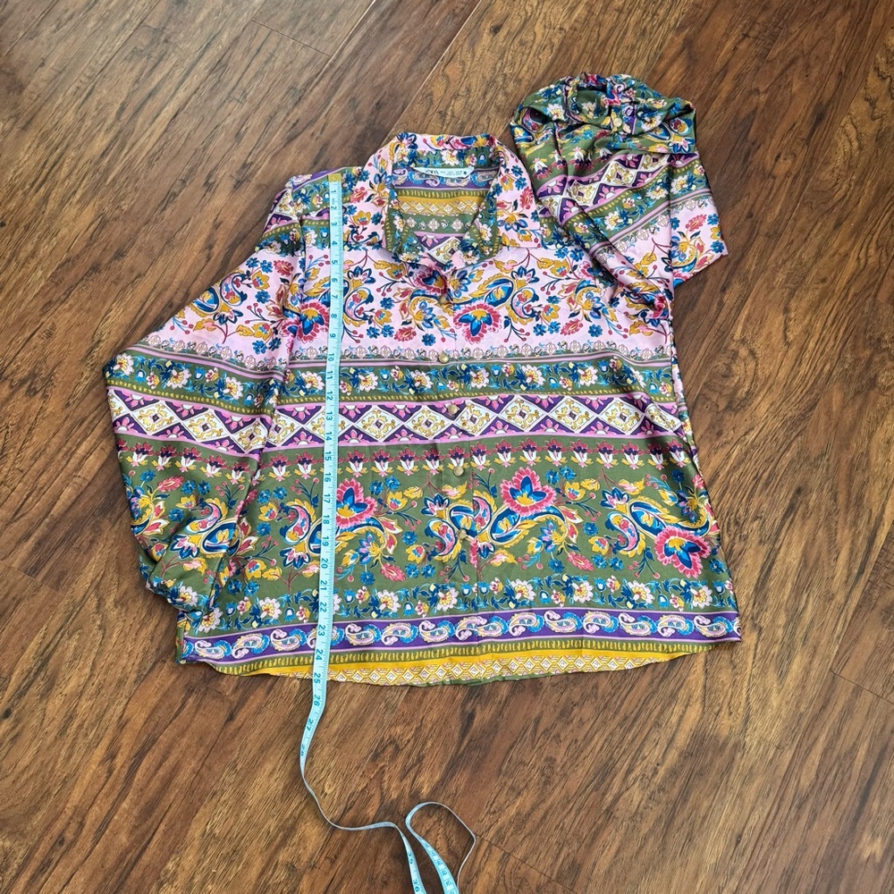 ZARA Satin Colorful Patterned Blouse Large - Picture 5 of 6